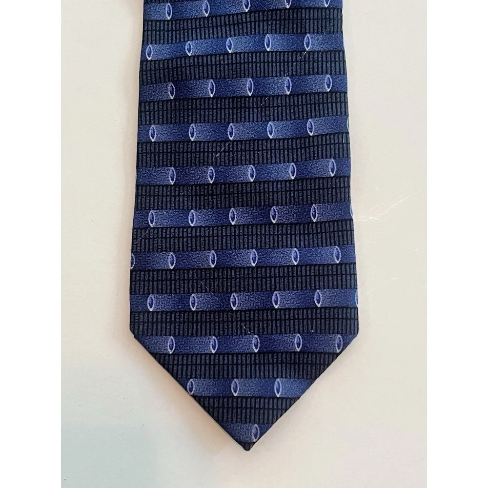 Mondo Uomo Blue Silk ‎ Hand Made In Italy Tie